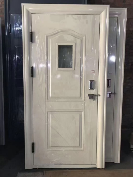 兰州新区学校教室门