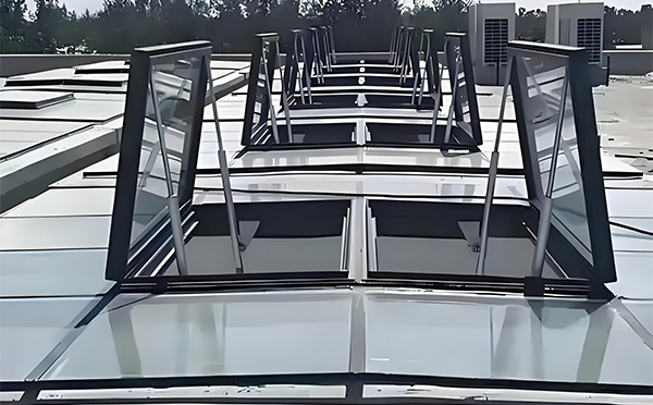 兰州新区兰州兰州新区排烟窗选型安装与维护实用指南